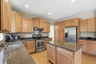 6449 Hedgecroft Ave S, Cottage Grove, MN 55016 - Photo 13