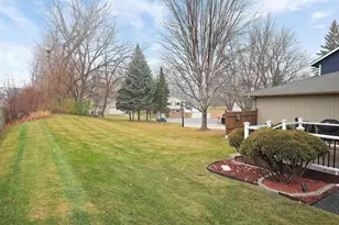 7790 Carnelian Ln, Eden Prairie, MN 55346 - Photo 53