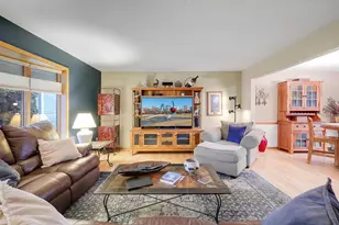 7790 Carnelian Ln, Eden Prairie, MN 55346 - Photo 9