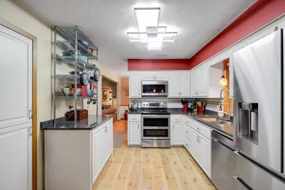 7790 Carnelian Lane, Eden Prairie, MN 55346 - Photo 21