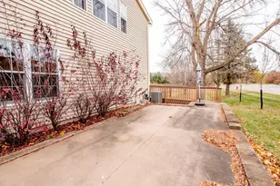 2498 Pond Cir E, Mendota Heights, MN 55120 - Photo 55