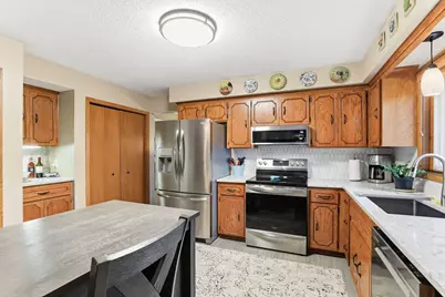 609 Chicago Drive, Burnsville, MN 55306 - Photo 15