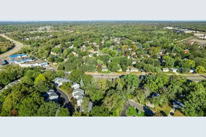 9706 Foley Boulevard NW, Coon Rapids, MN 55433 - Photo 5