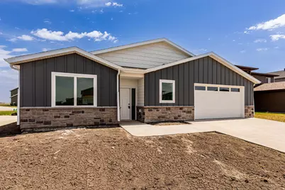 407 16th Street NE, Dilworth, MN 56529 - Photo 3