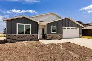 407 16th Street NE, Dilworth, MN 56529 - Photo 3