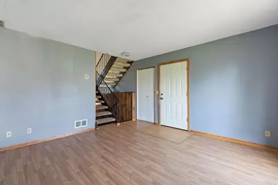 5648 Brookdale Drive N, Brooklyn Park, MN 55443 - Photo 3