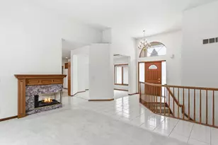 2510 Wexford Ct, New Brighton, MN 55112 - Photo 5