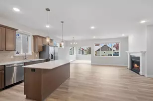 264 Gambel St, River Falls, WI 54022 - Photo 7