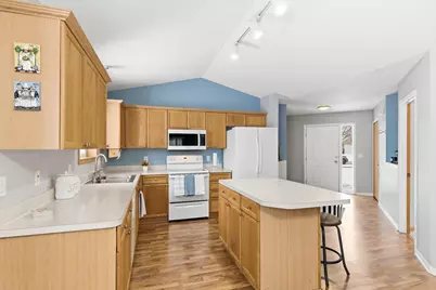 107 Garner Circle, Montrose, MN 55363 - Photo 9