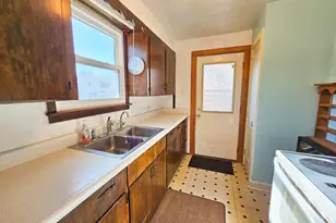 526 S Minnesota St, Redwood Falls, MN 56283 - Photo 15