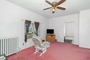 328 Edmund Ave, Saint Paul, MN 55103 - Photo 13