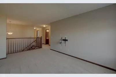 3352 Hazel Trail #E, Woodbury, MN 55129 - Photo 17