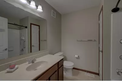 3352 Hazel Trail #E, Woodbury, MN 55129 - Photo 23