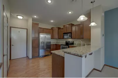 3352 Hazel Trail #E, Woodbury, MN 55129 - Photo 11