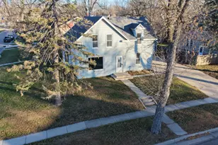 203 Trott Ave SE, Willmar, MN 56201 - Photo 41