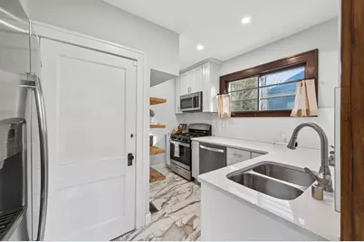 1010 W 33rd Street, Minneapolis, MN 55408 - Photo 15