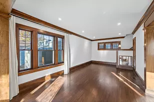 1010 W 33rd St, Minneapolis, MN 55408 - Photo 9