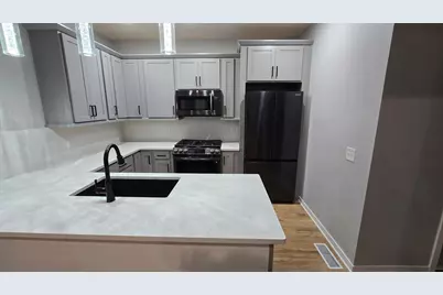 1271 Seminary Avenue, Saint Paul, MN 55104 - Photo 11