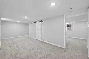 1271 Seminary Ave, Saint Paul, MN 55104 - Photo 21