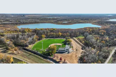 1732 Oak Creek Pass, Chaska, MN 55318 - Photo 49