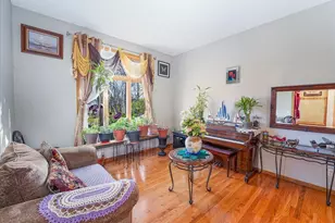 7087 Wellington Ln N, Maple Grove, MN 55369 - Photo 7