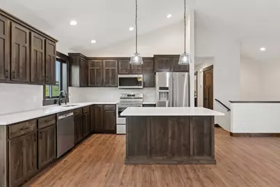 1635 75th Avenue, Hammond, WI 54015 - Photo 5