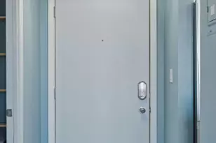 66 9th St, Saint Paul, MN 55101 - Photo 25