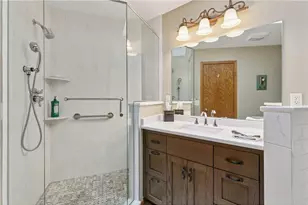 796 Sunset Dr, Eagan, MN 55123 - Photo 17