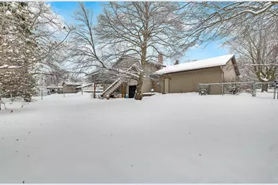 2492 Beam Avenue E, North Saint Paul, MN 55109 - Photo 45