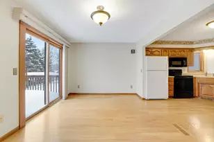 2492 Beam Ave E, North Saint Paul, MN 55109 - Photo 17