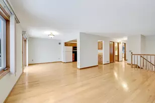 2492 Beam Ave E, North Saint Paul, MN 55109 - Photo 7