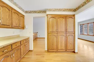 2492 Beam Ave E, North Saint Paul, MN 55109 - Photo 15