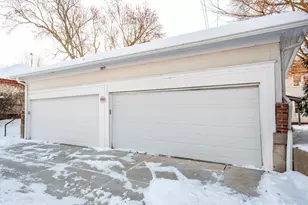 1917 Summit Ave, Saint Paul, MN 55105 - Photo 57