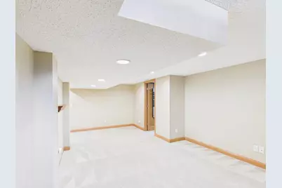 4534 Vallacher Avenue, Saint Louis Park, MN 55416 - Photo 33