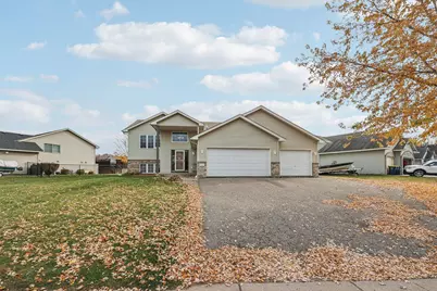 11763 N Meadow Curve, Lindstrom, MN 55045 - Photo 3