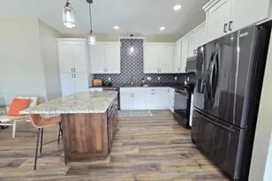 250 Rodeo Rd, Alexandria, MN 56308 - Photo 5