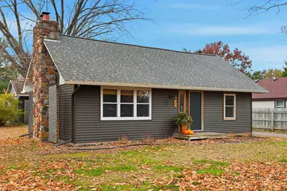 325 Stewart Avenue, Mora, MN 55051 - Photo 1