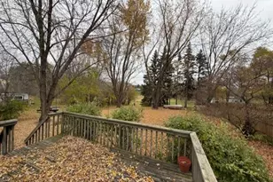 607 W 4th St, Litchfield, MN 55355 - Photo 21