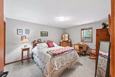 2021 Goodview Avenue N, Oakdale, MN 55128 - Photo 23