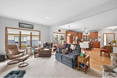 2021 Goodview Avenue N, Oakdale, MN 55128 - Photo 11