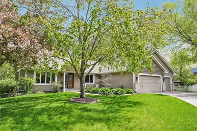 1410 Appaloosa Trail, Eagan, MN 55122 - Photo 3