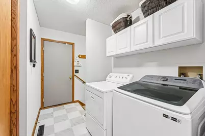 1410 Appaloosa Trail, Eagan, MN 55122 - Photo 25