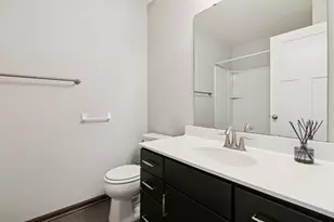 9580 Madison Dr, Chanhassen, MN 55317 - Photo 19