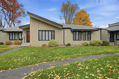 500 Oakland Place NE #I, Austin, MN 55912 - Photo 1