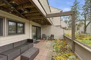 8928 Neill Lake Rd, Eden Prairie, MN 55347 - Photo 23