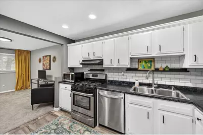 8928 Neill Lake Road #104, Eden Prairie, MN 55347 - Photo 11