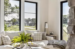 5685 N Kelvin Ave N, Lake Elmo, MN 55042 - Photo 29