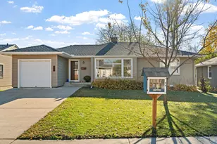 808 Stoughton Ave, Chaska, MN 55318 - Photo 1