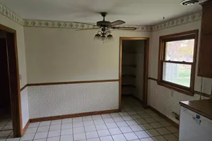 3926 Idaho Ave N, Crystal, MN 55427 - Photo 9