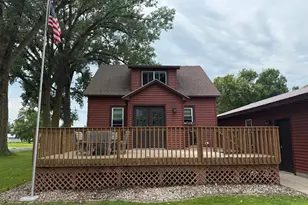 303 4th St S, Hoffman, MN 56339 - Photo 1